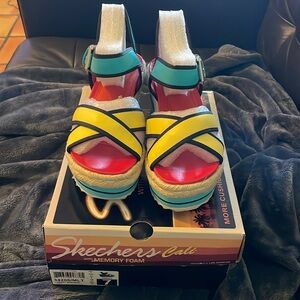 Skechers Cali Multicolor Sandals